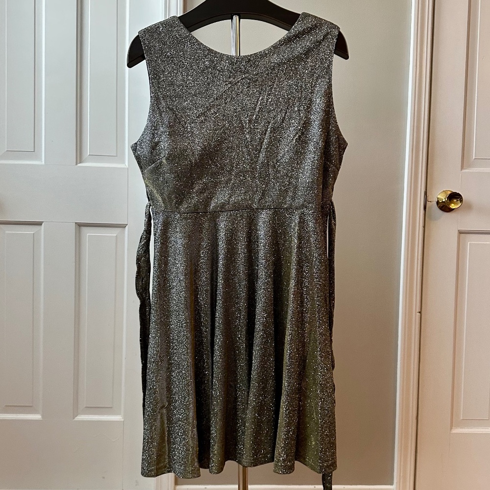 Papillon iridescent metallic silver/gold cocktail mini-dress